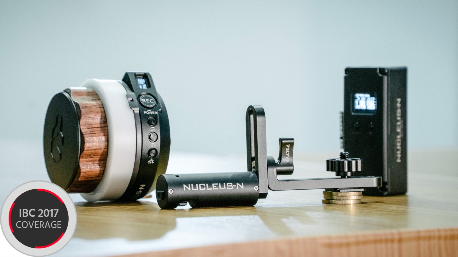 TiltaのNucleus N － 他社ジンバルでも使用できる小型リモートフォローフォーカス