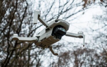 DJI Mini 2ドローンがファームウェアアップデート － 2.7K60p撮影が可能に