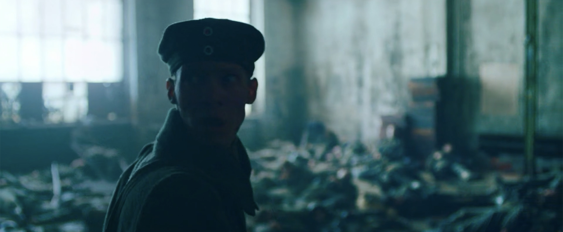 naturalistic lighting as part of the immersive camera on All Quiet on the Western Front