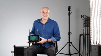 Atomos Nombra a Peter Barber como CEO en Medio de la Expansión de Productos y la Presión del Mercado